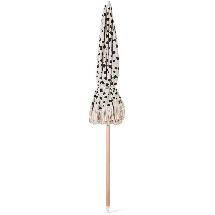 2021 New Style Parasol Umbrella Bali - 2m*8ribs large outdoor parasol macrame tassel fringe beach umbrella – DongFangZhanXin